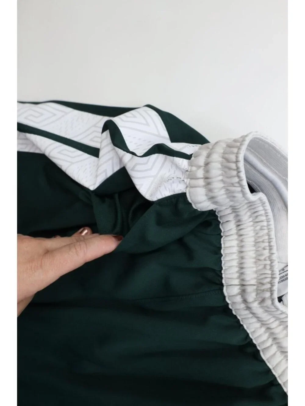 Nike Mens Large Molon Labe Michigan State University Basketball Shorts Green